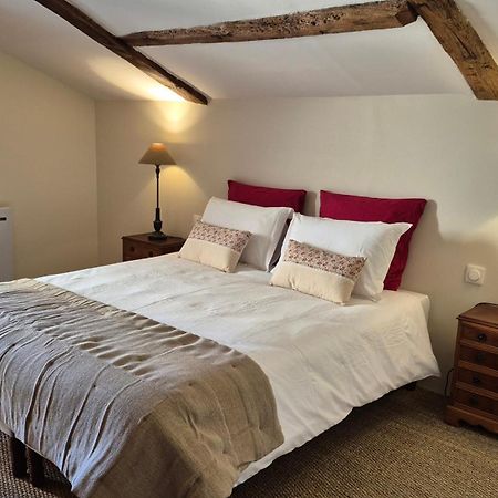 Chambre Saint Emilion - Le Clos D'Antan Les Artigues-de-Lussac Exterior foto